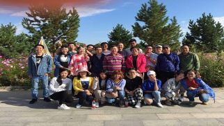 中景管理公司组织员工赴张北草原旅游